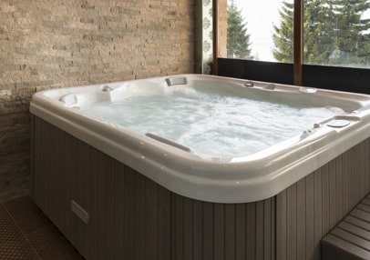 Brilliance® for spas Chlorine or Bromine Solutions